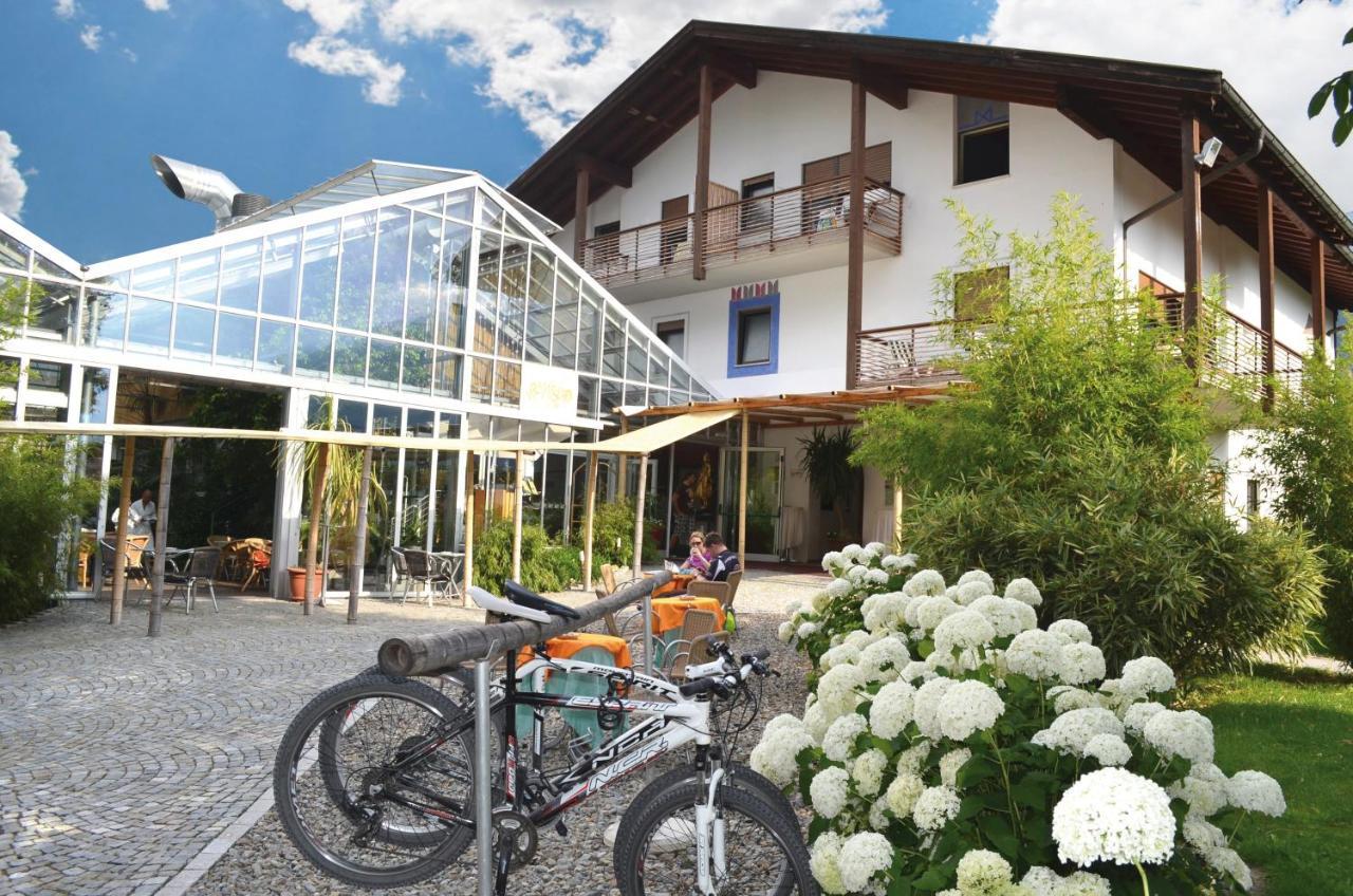 Hotel Bamboo Haupthaus Coldrano Luaran gambar